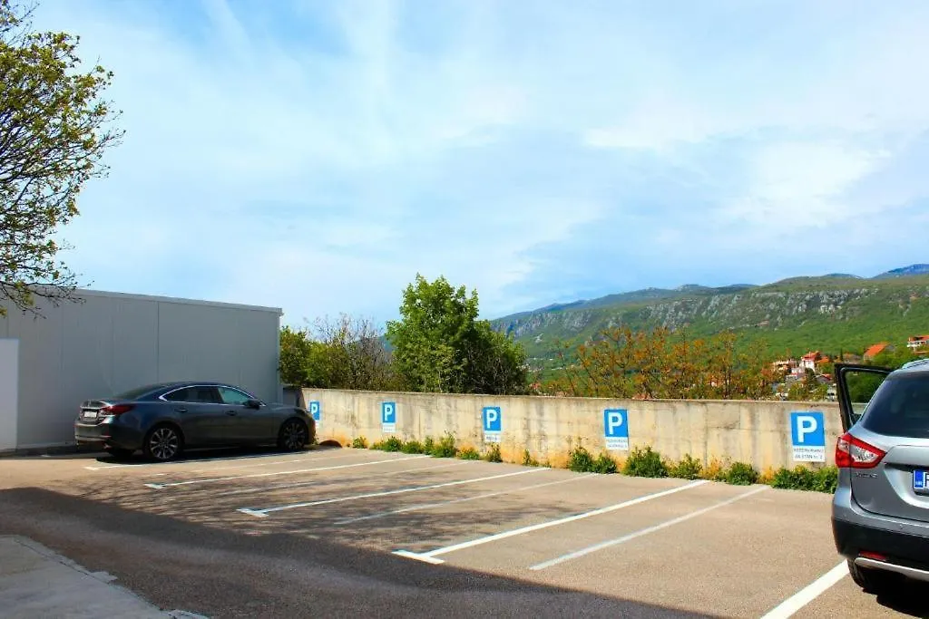Suncana Obala - Sunny Coast - 5 Min Walk To The Beach Novi Vinodolski 0*,  Croatia