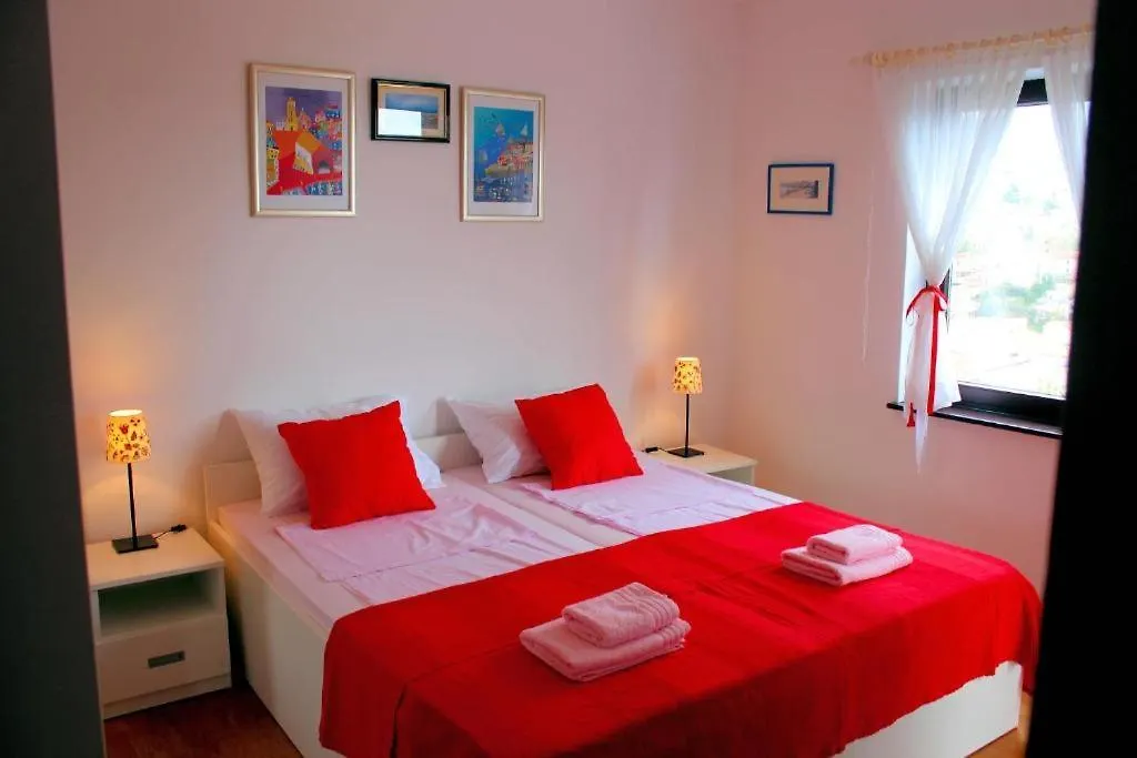 Suncana Obala - Sunny Coast - 5 Min Walk To The Beach Novi Vinodolski Apartment