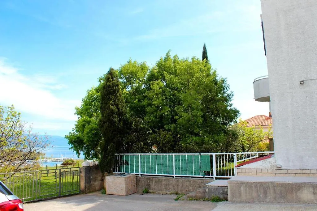 Apartment Suncana Obala - Sunny Coast - 5 Min Walk To The Beach Novi Vinodolski