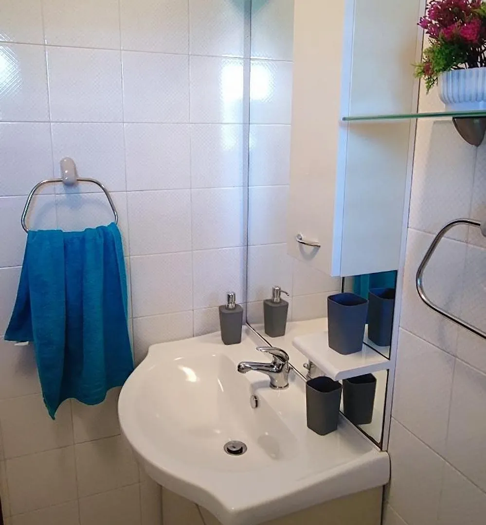 Suncana Obala - Sunny Coast - 5 Min Walk To The Beach Novi Vinodolski